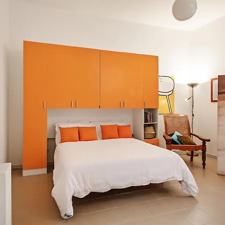 Palazzo Dei Diamanti 아파트 *