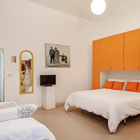 Palazzo Dei Diamanti * 페라라