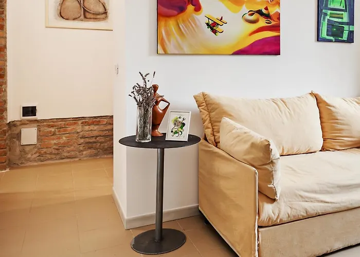 Palazzo Dei Diamanti *