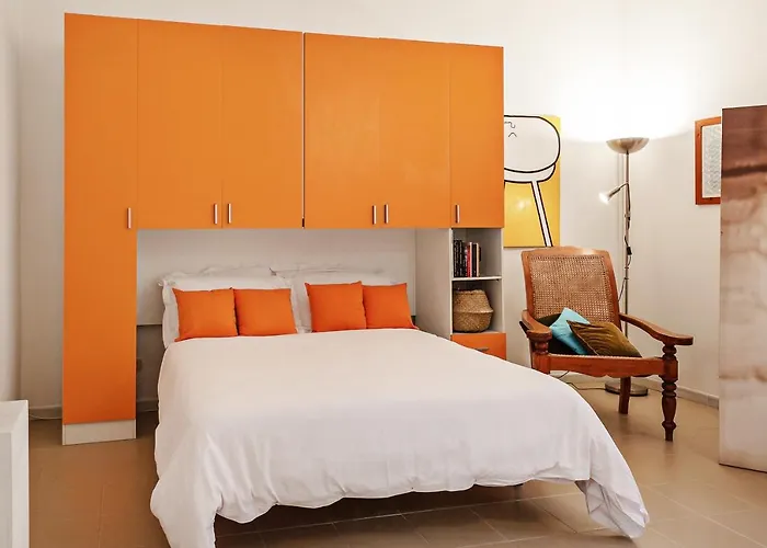 Palazzo Dei Diamanti